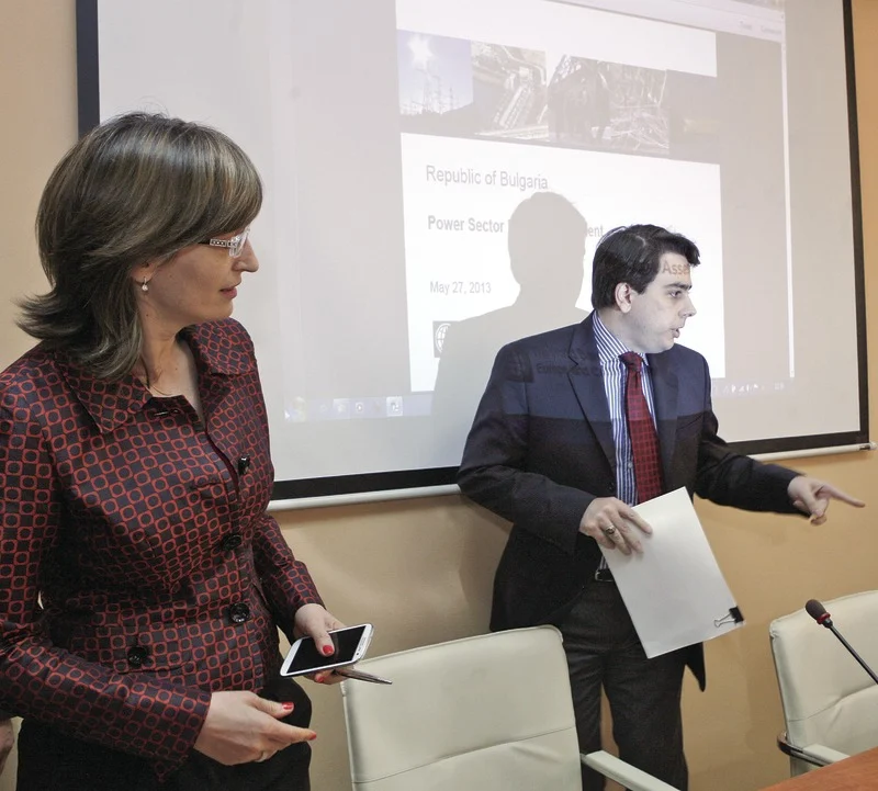 ТПС - Екатерина Захариев и Асен Василев посочиха какви са препоръките на международните експерти. Сега чакаме конкретните действия.