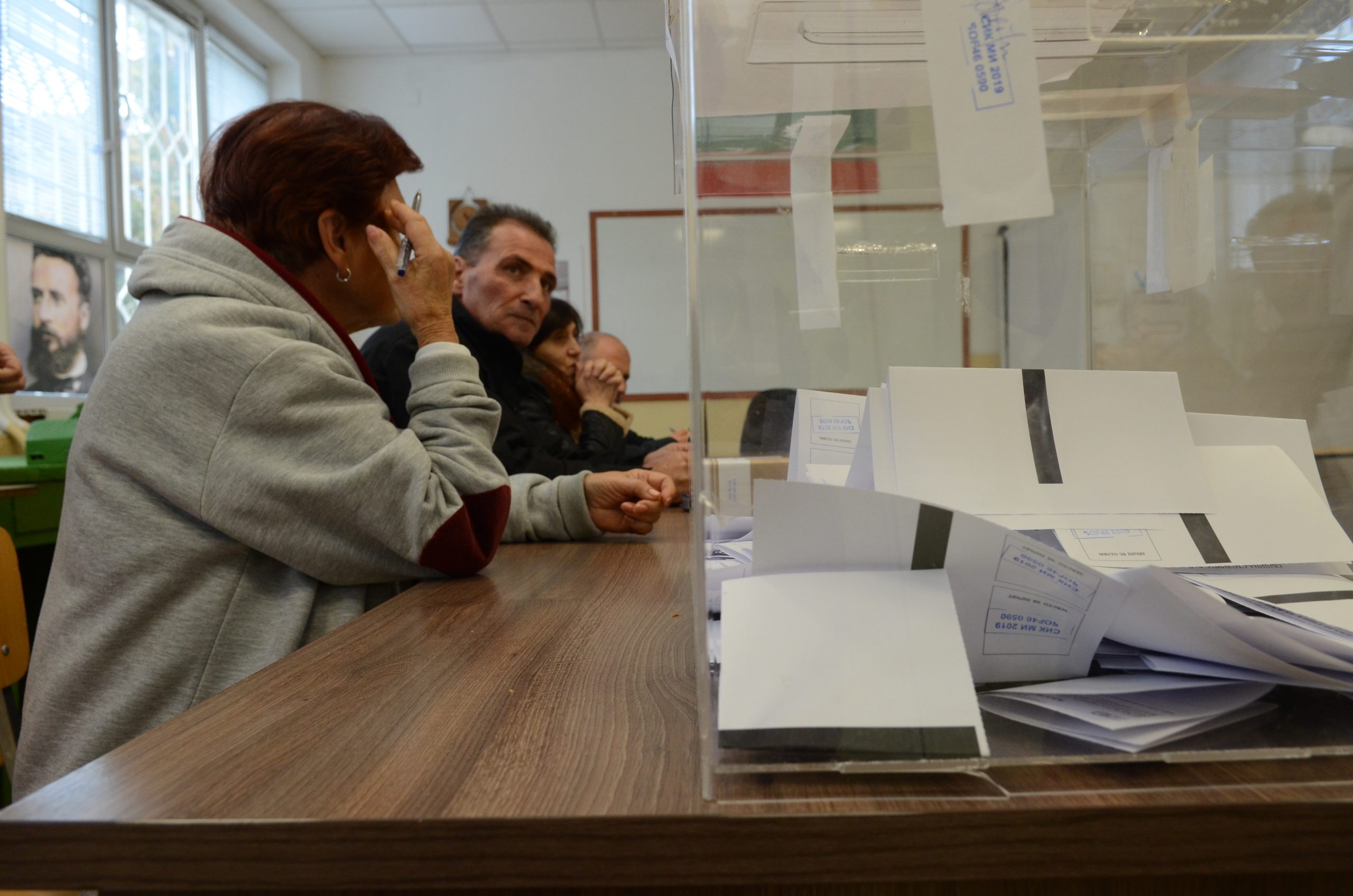 Избори гласуване вот избиратели