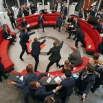 Societe Generale поставя на карта съдбата на емблематичния Ring на лондонската LME