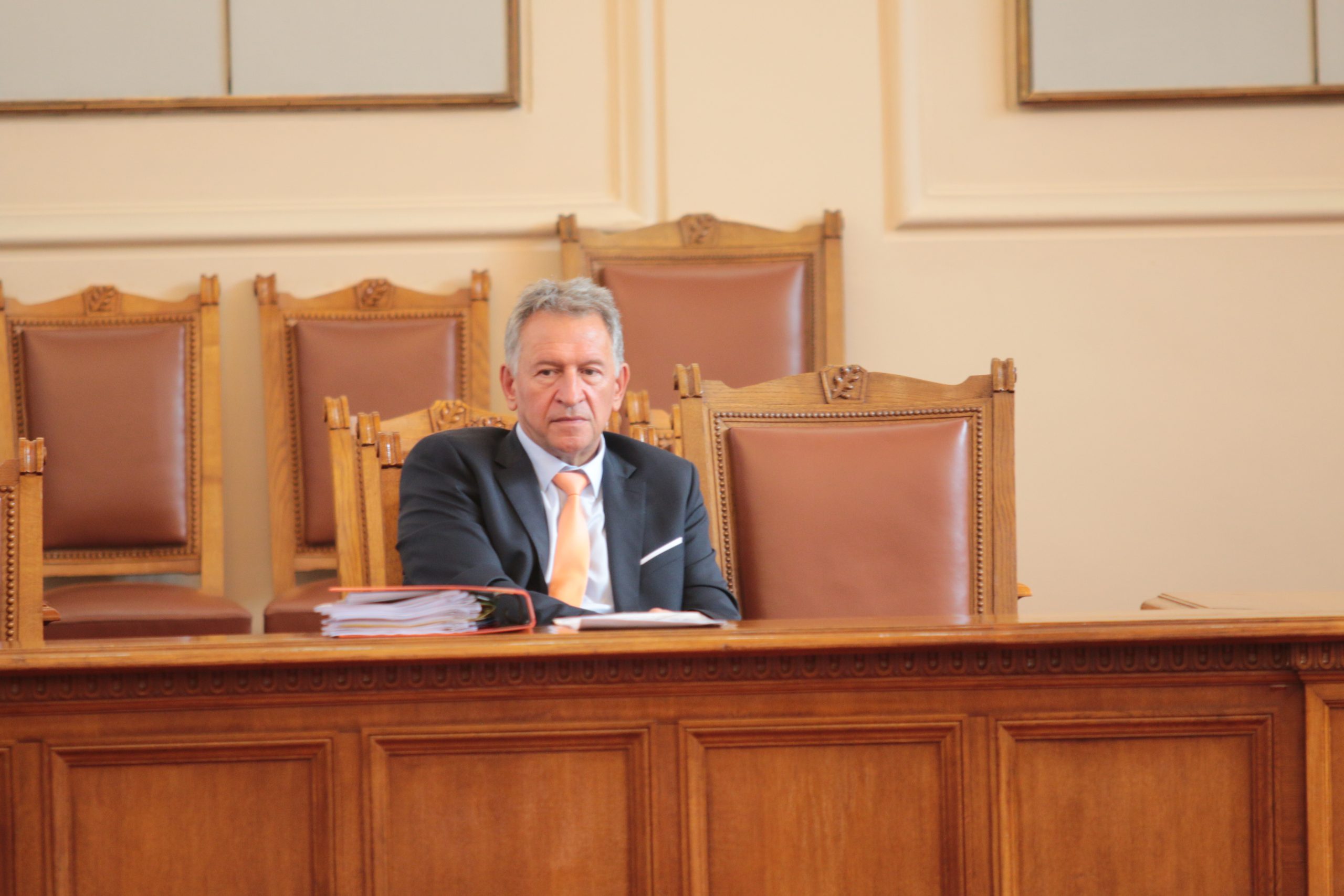 Парламент Стойчо Кацаров