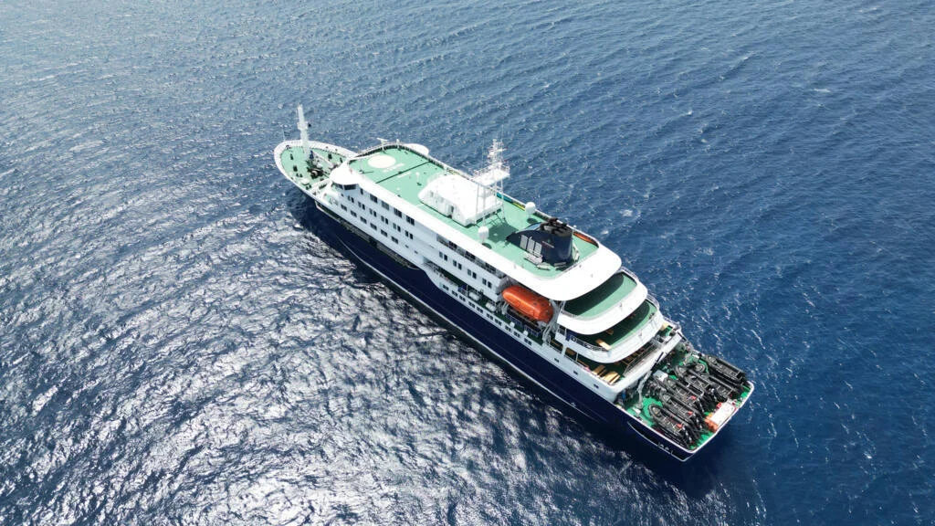 Круизният кораб MV Hondius
