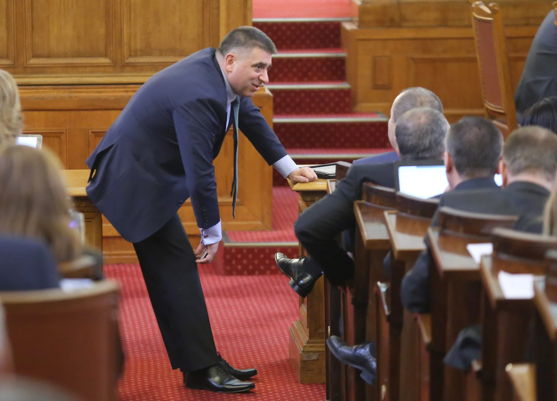 Парламент Данаил Кирилов