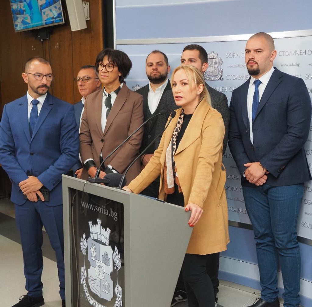 Общинари от ГЕРБ викат прокуратурата в завода за боклук в София