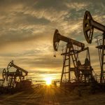 Суровият петрол приключи първата си печеливша седмица от началото на юли