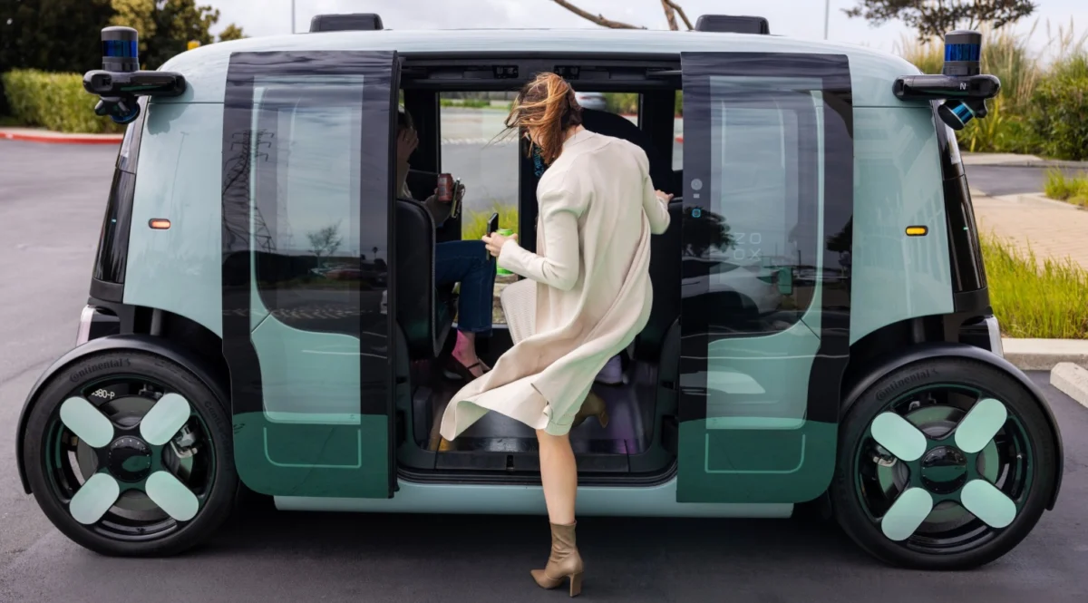 10. robotaksito zoox ot amazon