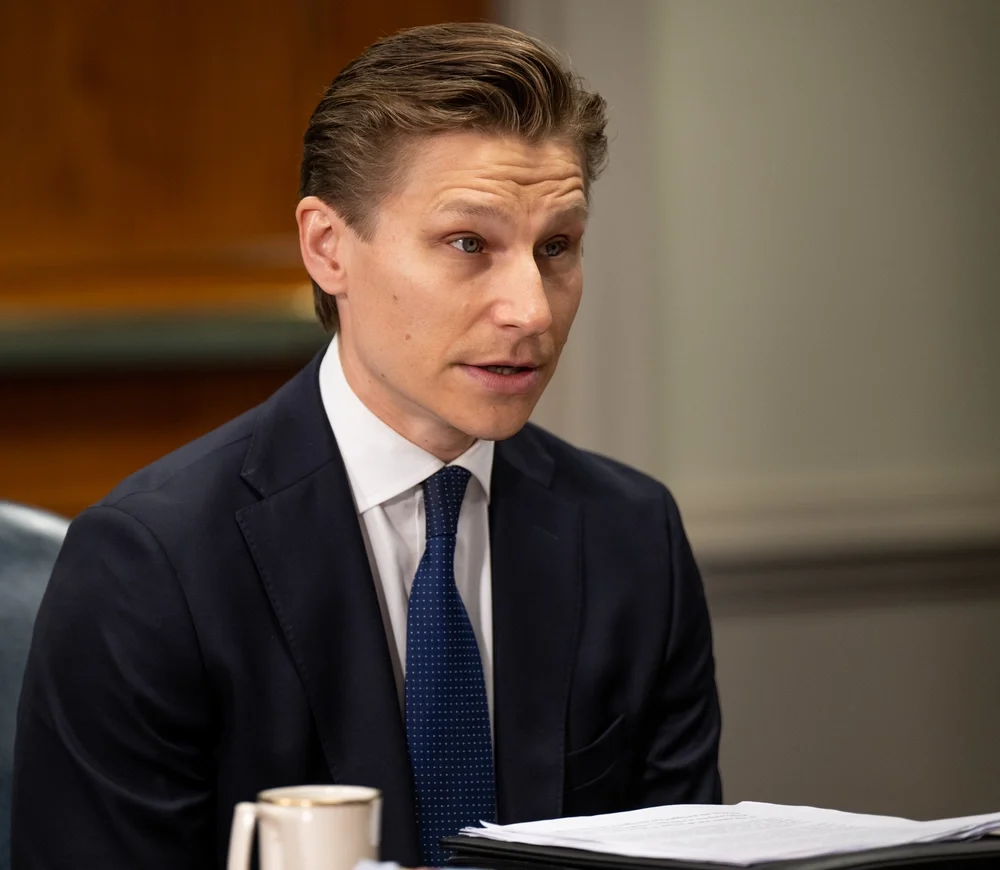 министърът на отбраната във Финландия Анти Хаканен