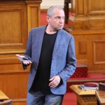 Парламент вот на недоверие към кабинета на Кирил Петков Тошко Йорданов