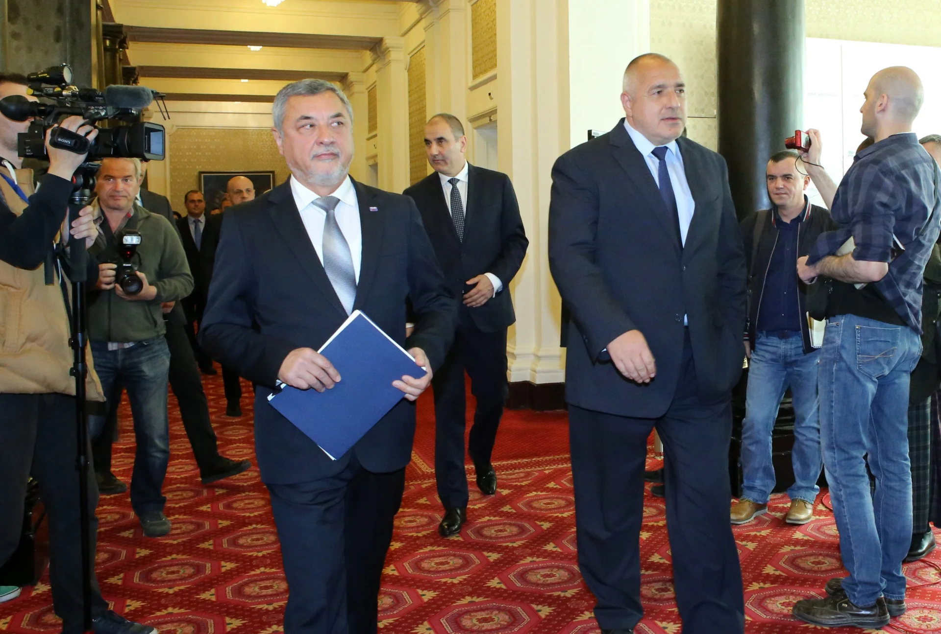 Парламент Бойко Борисов