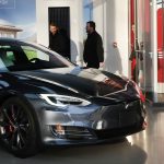 Конкурентите на "Тесла" стопяват дистанцията по продажби на EVs в Съединените щати