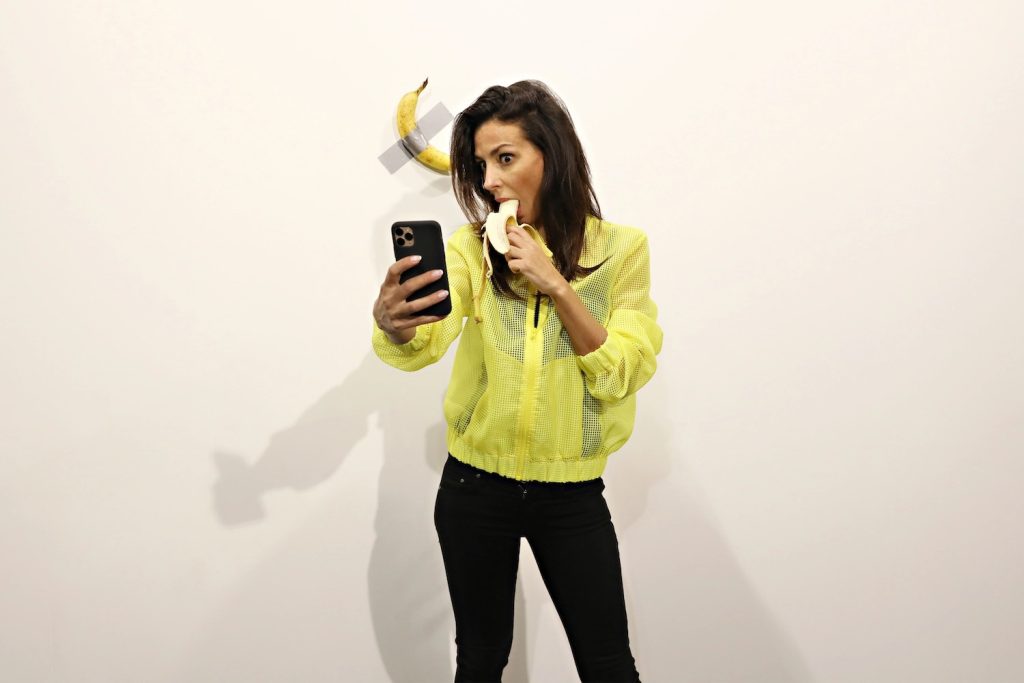 11 Maurizio Cattelan banana