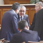 За няколко месеца управляващите лансираха няколко идеи за промени на плоския данък