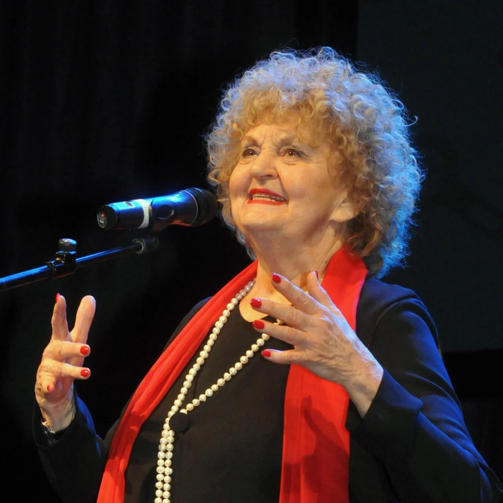 татяна лолова