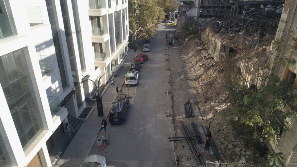 1200 hotel royal pl 1