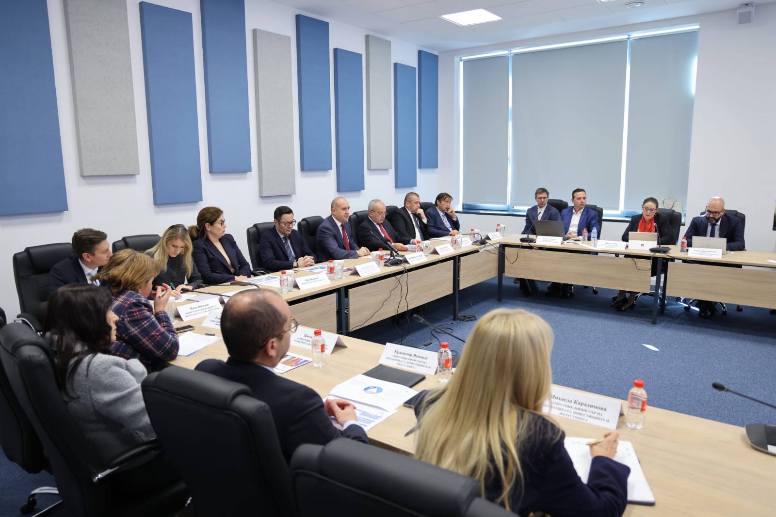 Среща на върха на тема Свързаност