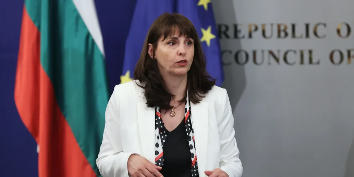 Новата пенсия за старост ще засегне над 163 000 души, заяви Наталия Ефремова