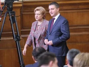 Парламент - Избор на мин. на правосъдето Екатерина Захариева. Менда Стоянова