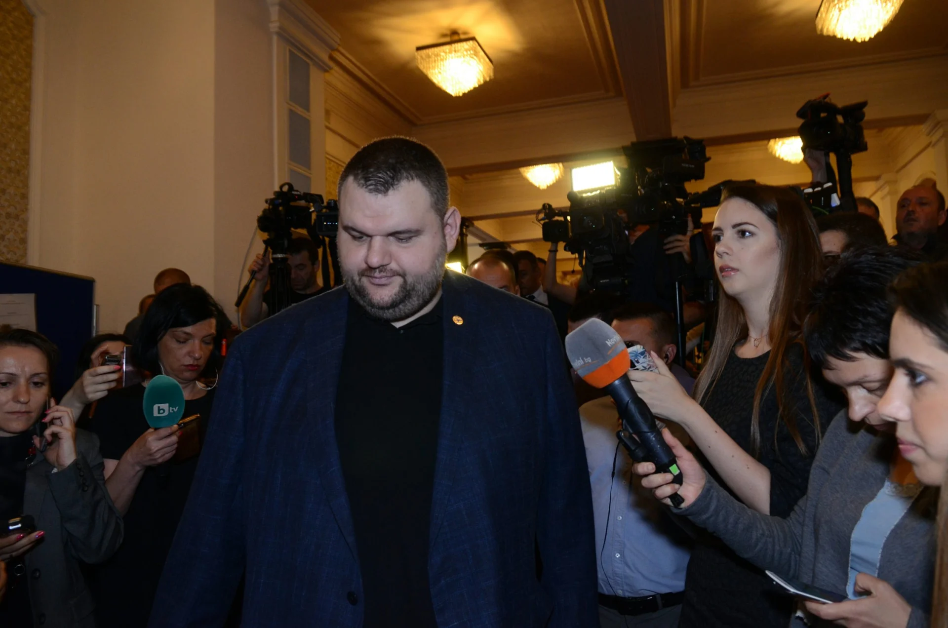 Парламент Делян Пеевски