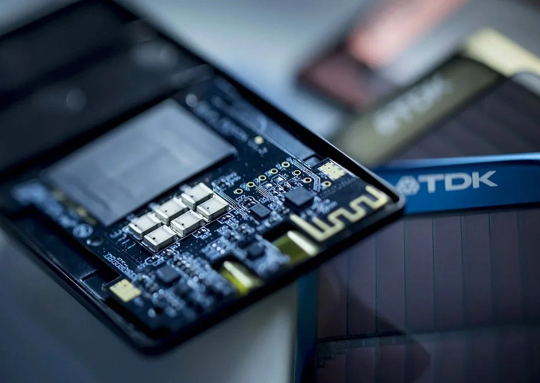 TDK, доставчик на Apple, е постигнал пробив в дълготрайните твърдотелни батерии