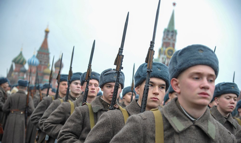 военен парад Москва