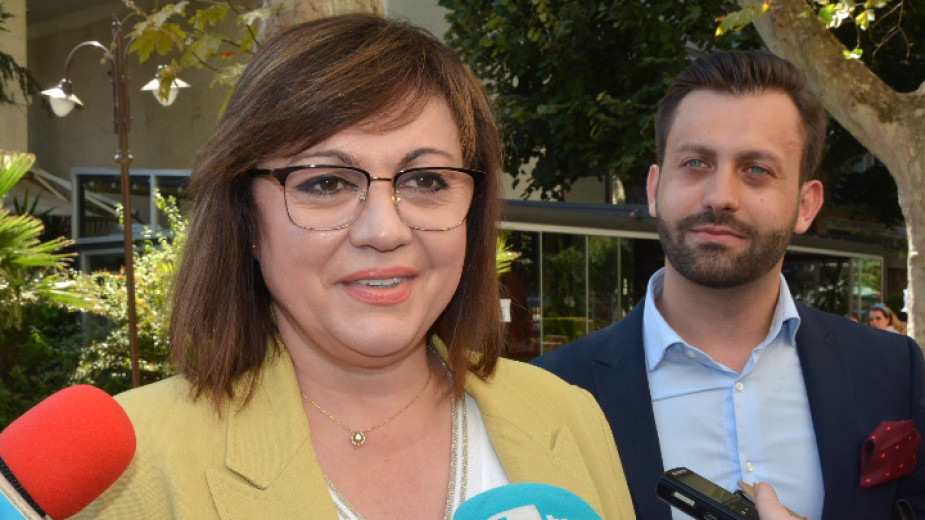 Корнелия Нинова