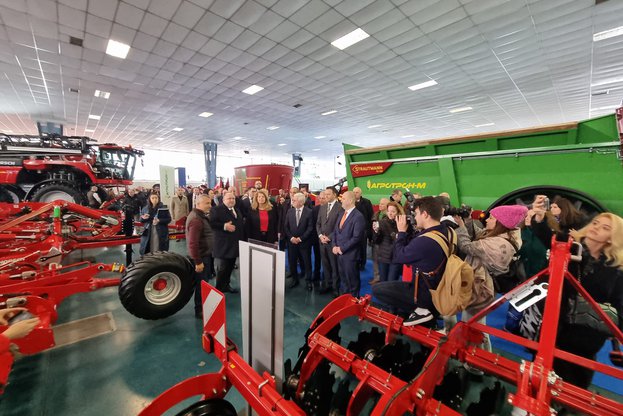 14.jpeg 623x416 q85 crop subsampling 2 upscale