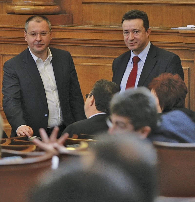 Най-сериозен политически дебат за предизборните послания имаше в БСП.