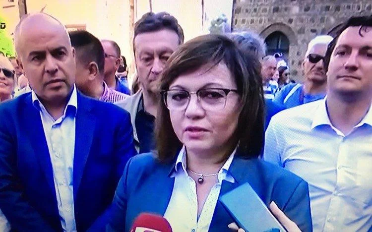 Корнелия Нинова
