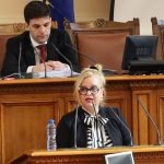 Парламент Анна Джумалиева