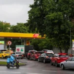 Русия обмисля временно да се върне към стандарта за гориво "Евро-2" заради кризата с доставките