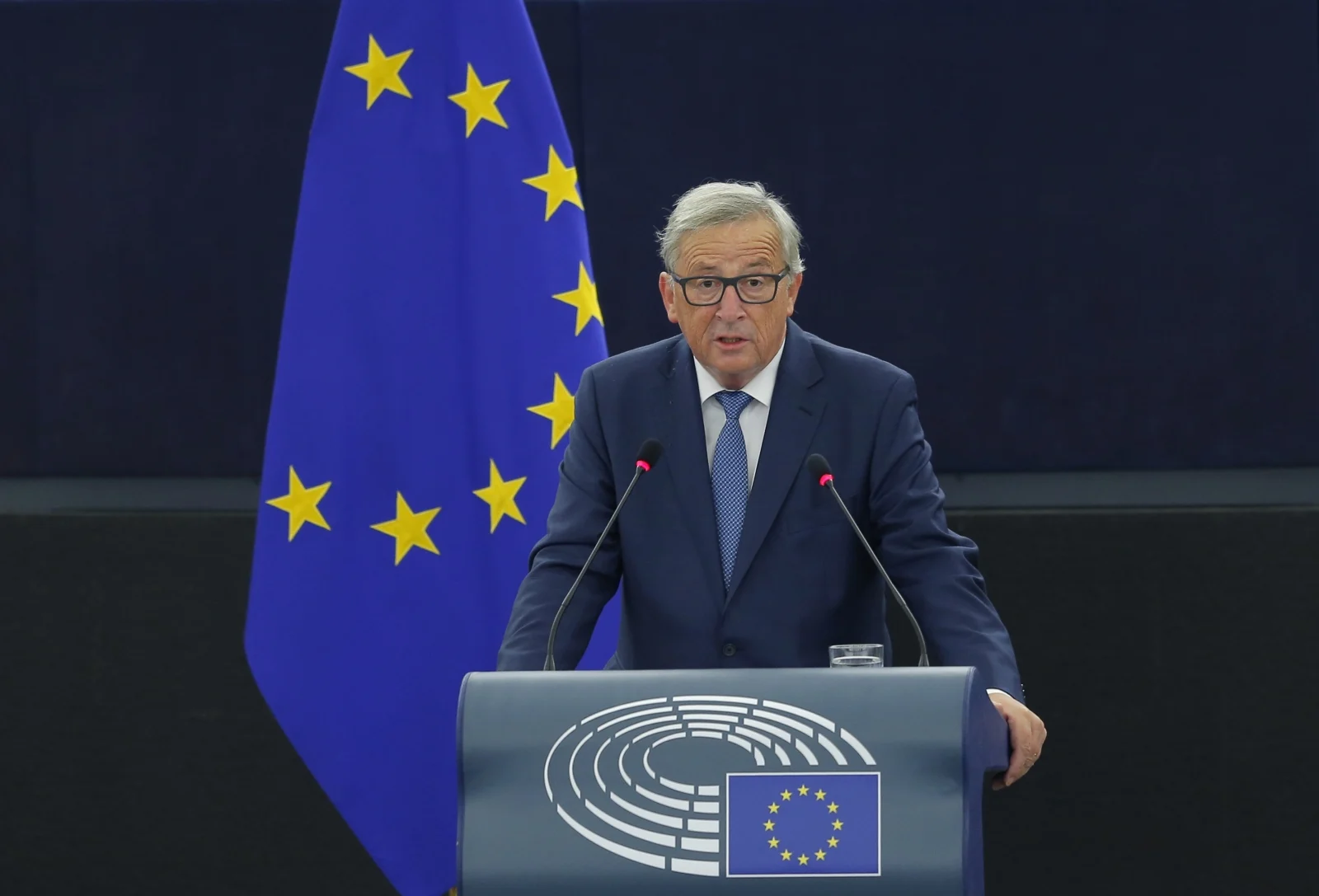 юнкер европарламент