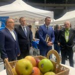 украинската помощ
