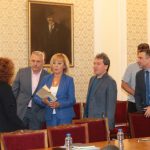 Консултации Парламент ИТН Изправи се БГ Тошко Йорданов Мая Манолова