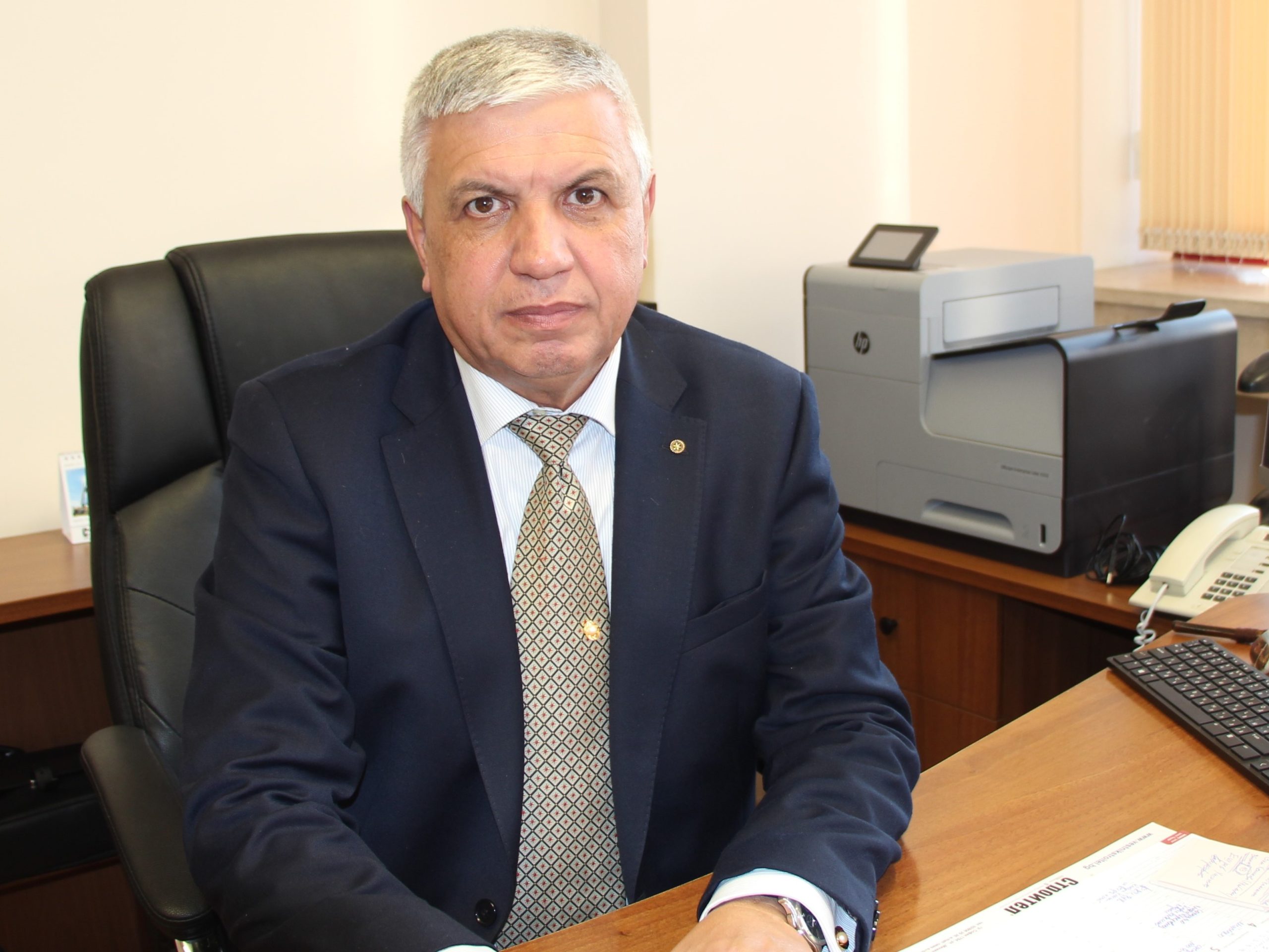 Николай Шушков