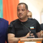 Служебният министър на вътрешните работи Калин Стоянов дава брифинг във връзка с пожарите в цялата страна , фургони, хора, изгорели домове