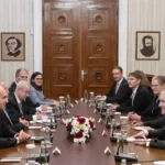 Президентът Румен Радев проведе среща с председателя на Федералния конституционен съд на Федерална република Германия проф. д-р Щефан Харбарт.