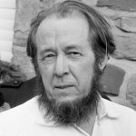 Александър Солженицин получава Нобеловата награда за литература през 1970 г.