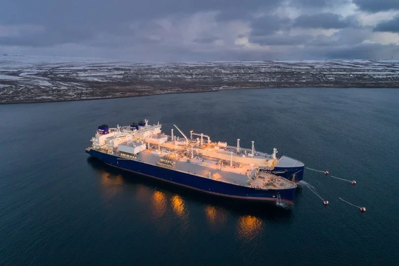 Русия увеличава сенчестия си флот за LNG преди санкциите на ЕС през 2027-а