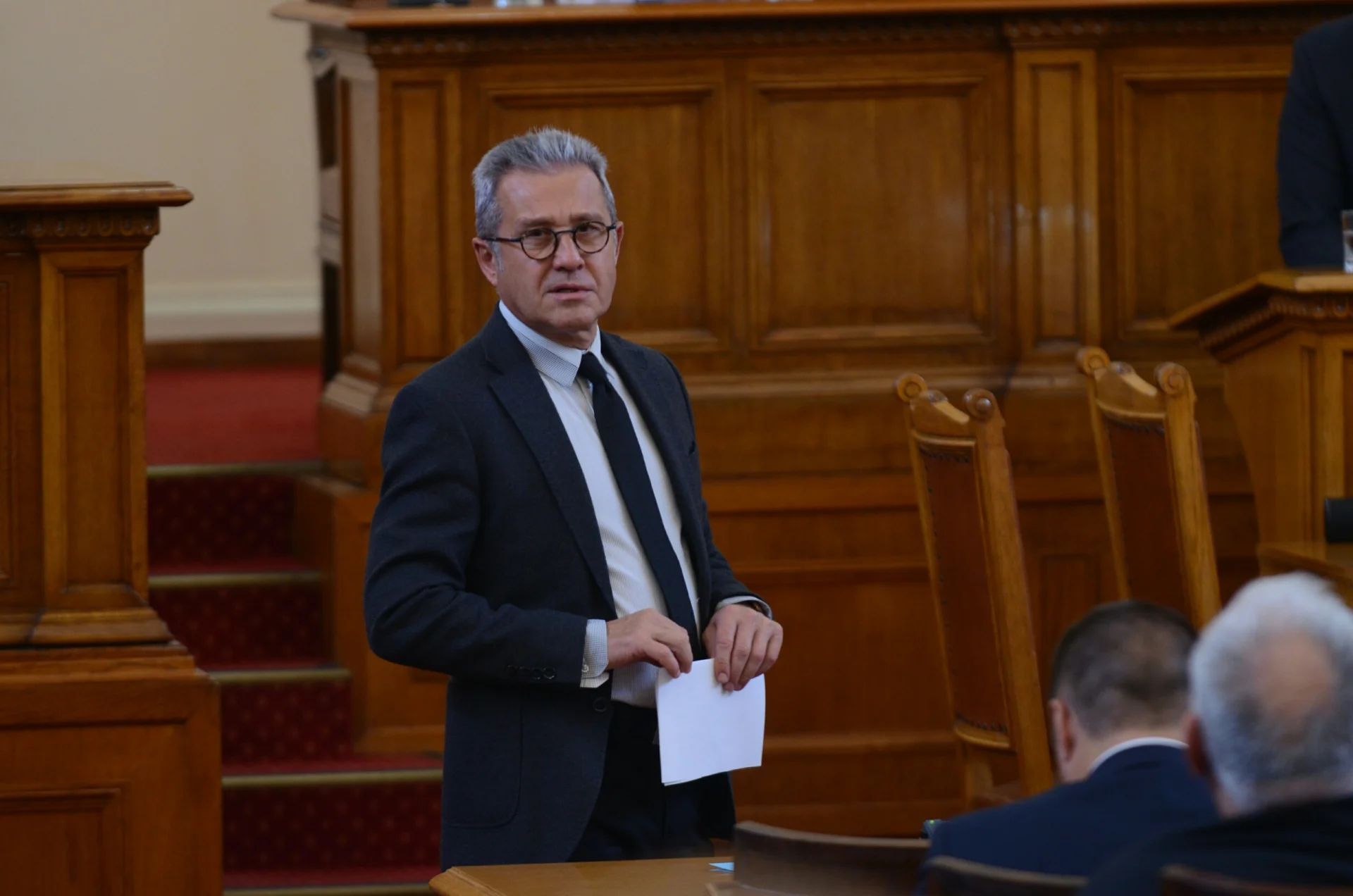 Парламент бюджет Йордан Цонев