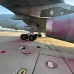 червена боя po турбинните двигатели на двата самолета Airbus Voyager