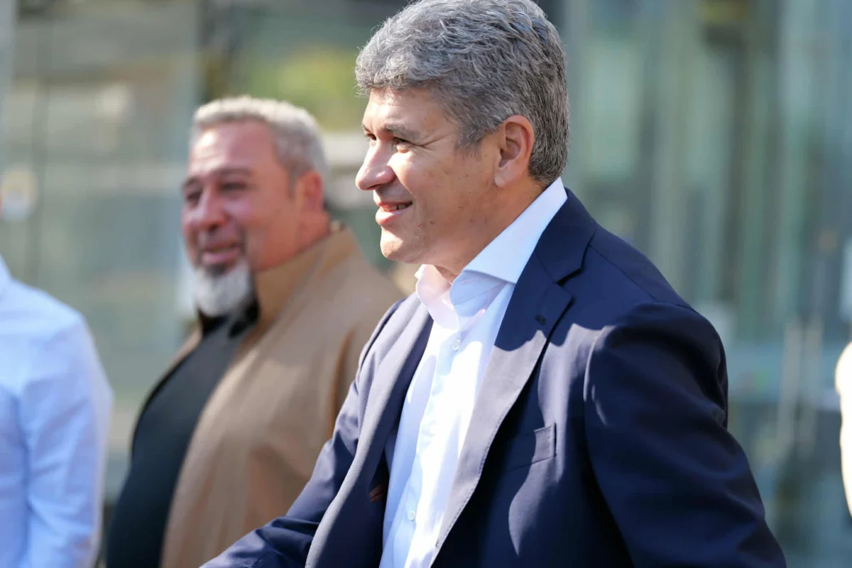 Прокуратурата иска постоянен арест за шефа на ВиК-Бургас и негов служител