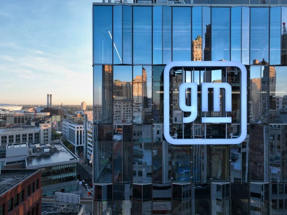 Забавянето на продажбите на електромобили ще струва на General Motors 1.6 милиарда долара