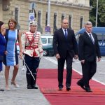по покана на държавния глава Румен Радев