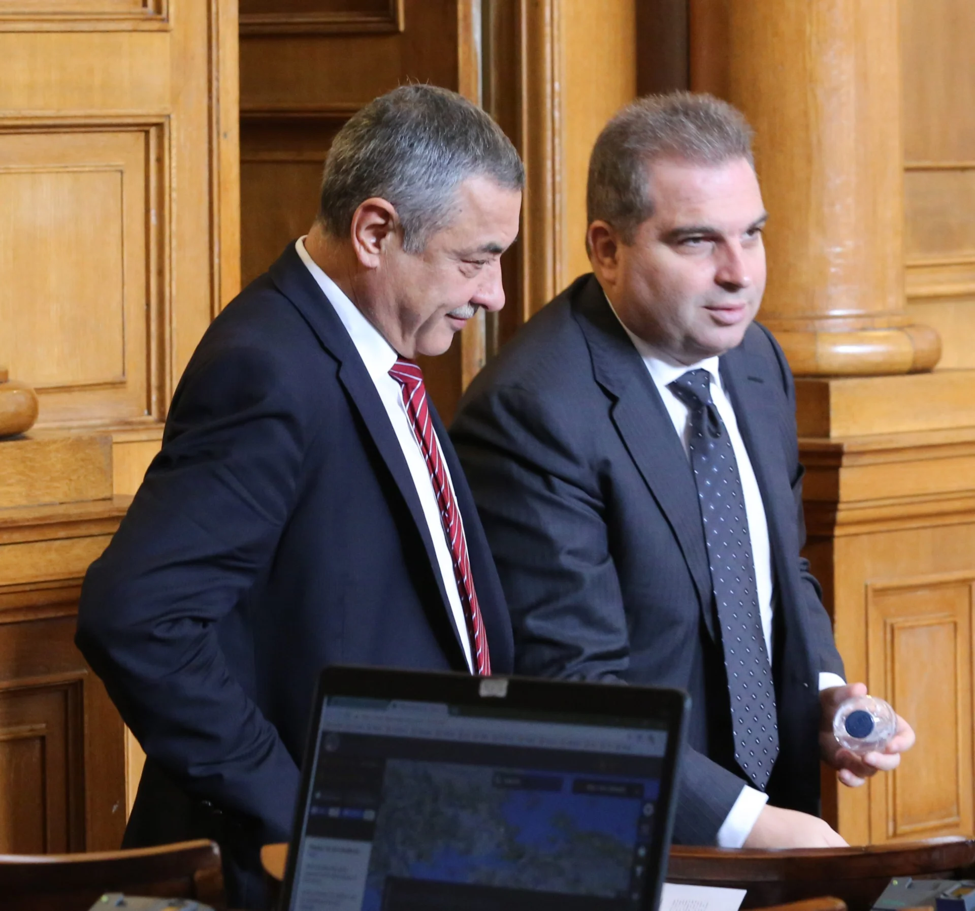 Парламент Валери Симеонов
