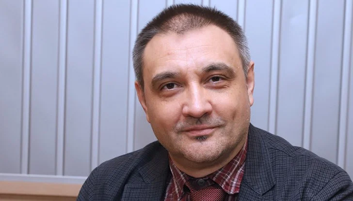 доц. Андрей Чорбанов не потвърди, но и не отрече, че ще е част от проекта на Румен Радев