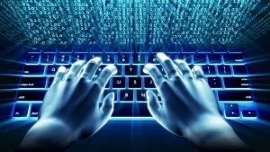 Как AI изкуственият интелект прави съвременните кибератаки по-бързи, по-интелигентни и по-трудни за спиране