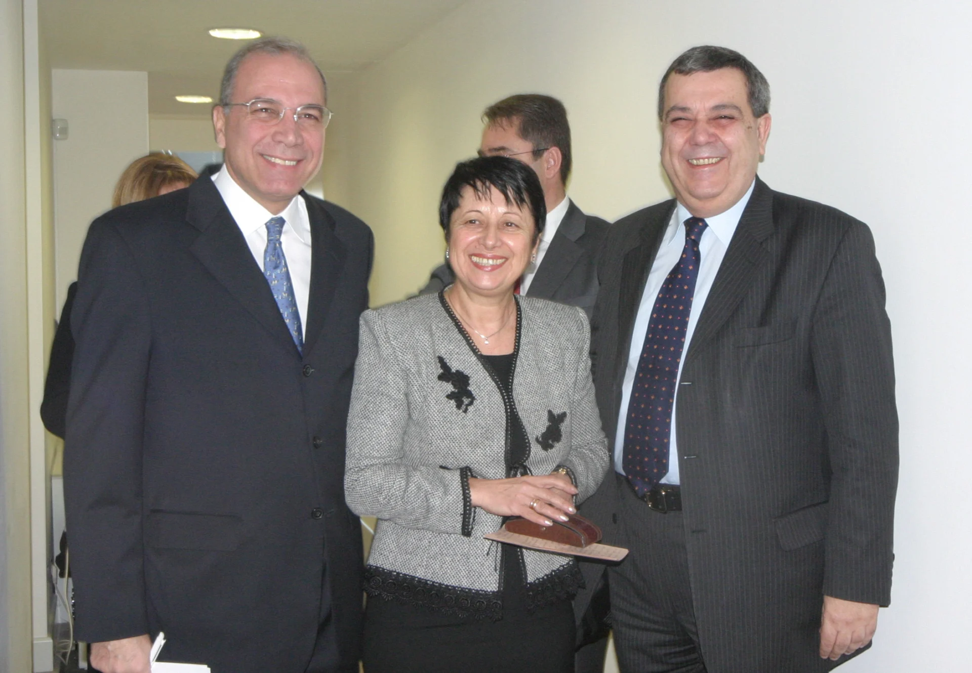 Пощенска банкаАнтъни Хасиотис - гл. изп. дир. на Пощенска банкаАсен Ягодин - изп. дир. на Пощенска банкаЕмилия Миланова - председател на съвета на директорите на Пощенска банкаТеодорос Каракасис - зам. предс. на директорския борд на Пощенска банка