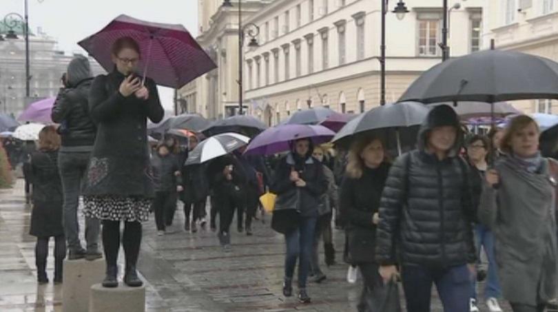 полша протест