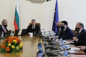 Министерски съвет заседание временно правителство служебен кабинет