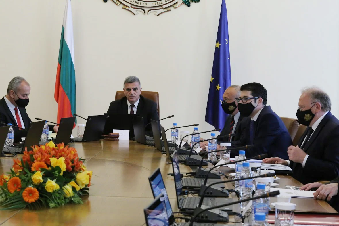 Министерски съвет заседание временно правителство служебен кабинет