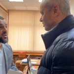 Костадин Костадинов нахлу в кабинета на кмета на Варна